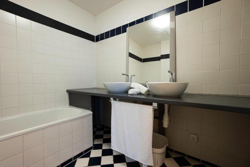 Stylish 2 Floor Penthouse • 15 Min To City Center Viena Exterior foto